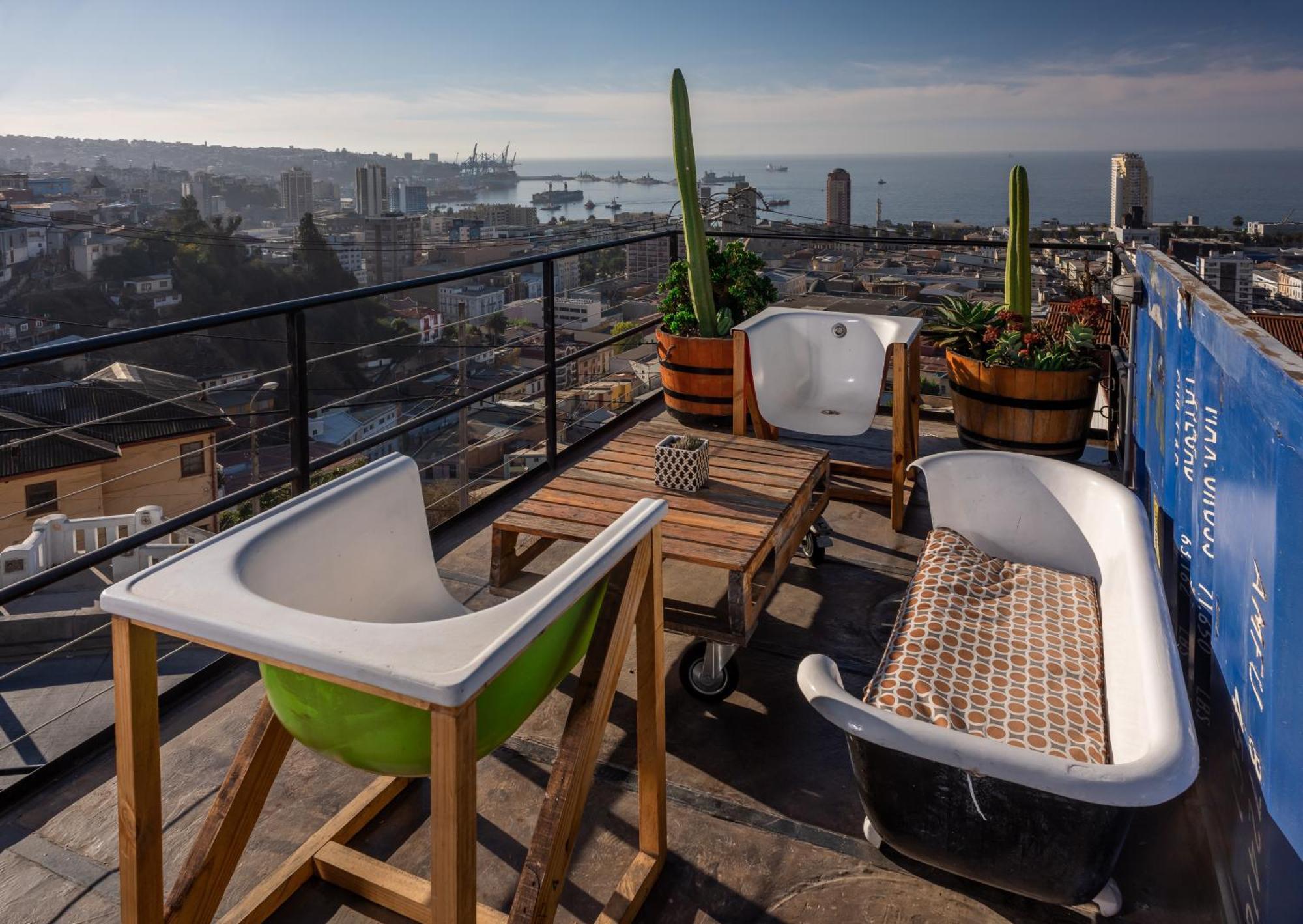 Hotel Winebox Valparaiso Bagian luar foto
